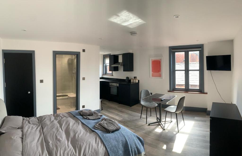 Craft Court Aparthotel Southport Esterno foto