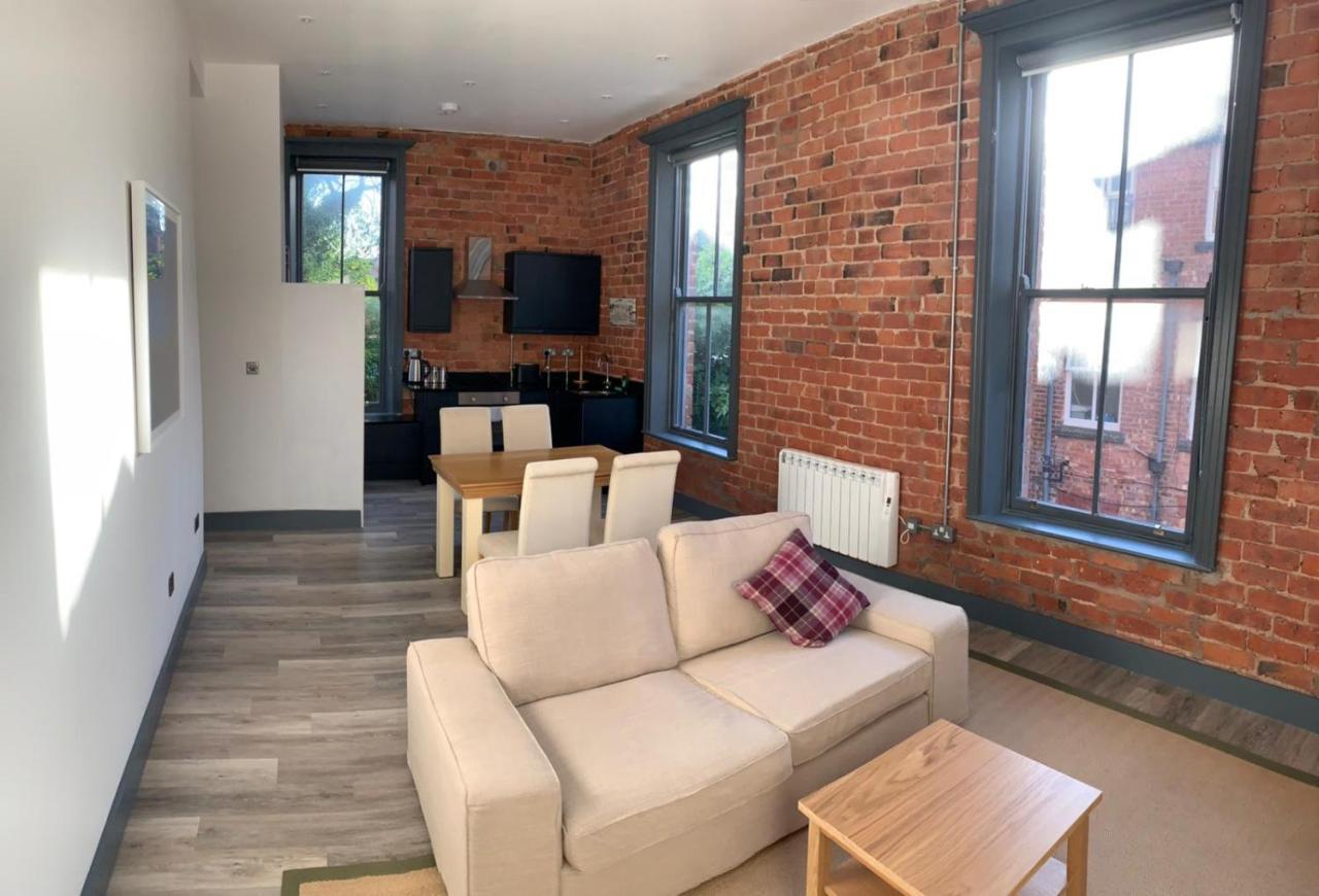 Craft Court Aparthotel Southport Esterno foto